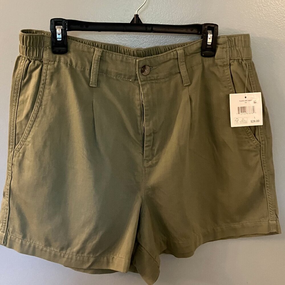 NWT Falls Creek Women's Chino Shorts Large Green